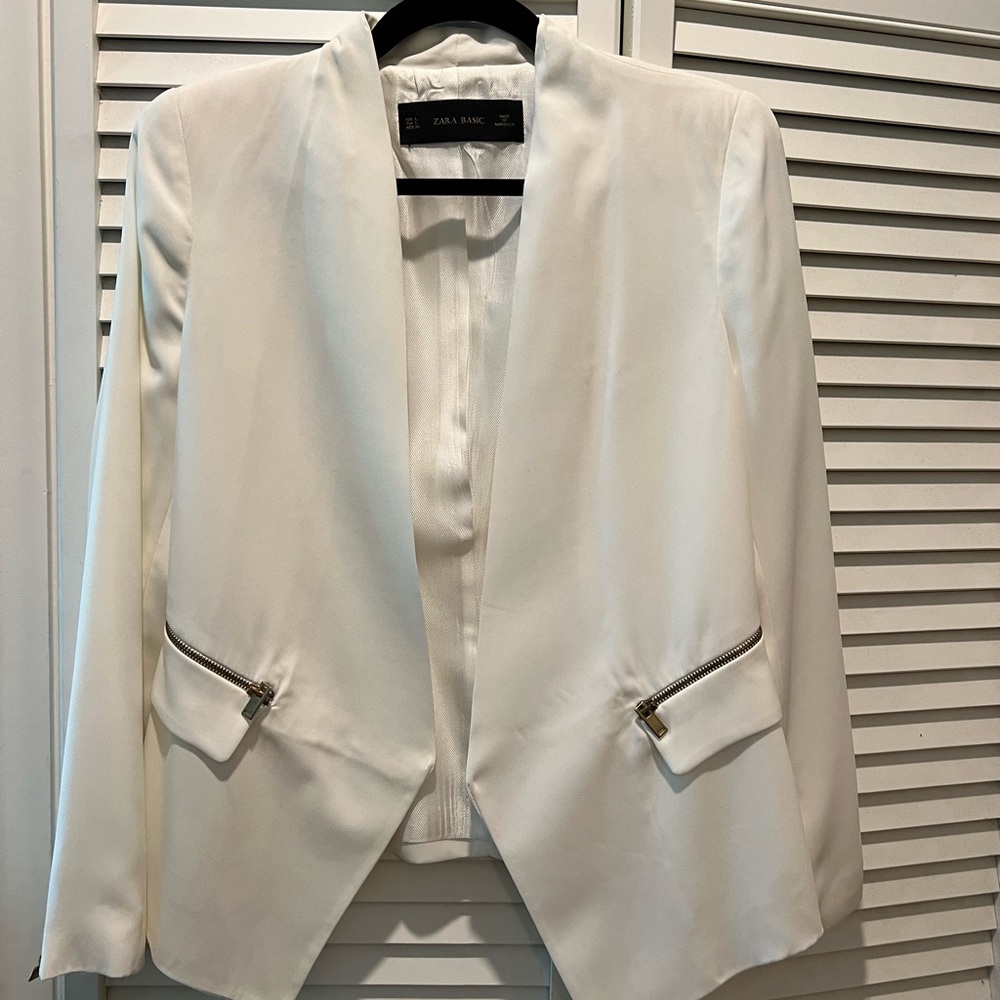 Zara White Blazer w Zipper trim